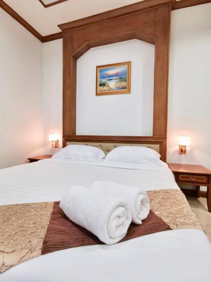 Chaleelay Hotel Cha-Am Bagian luar foto
