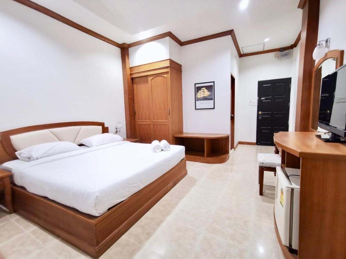 Chaleelay Hotel Cha-Am Bagian luar foto